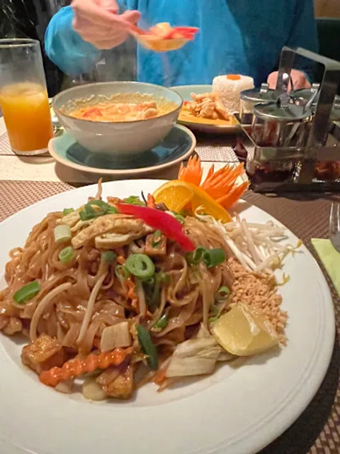 Jinda à la carte Thai Restaurant