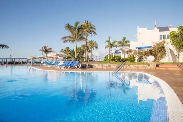 Grupotel Playa Feliz