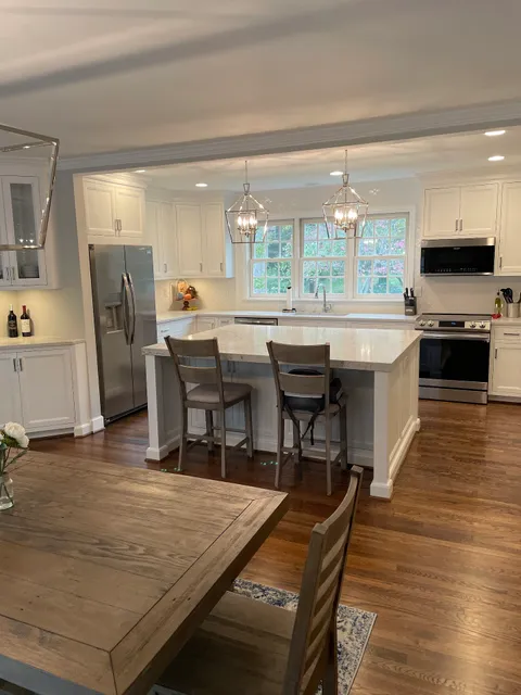 Creative Craft & Furniture Llc