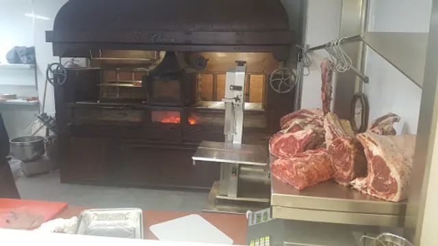 Restaurante Urimare. Parrillada Pizzería