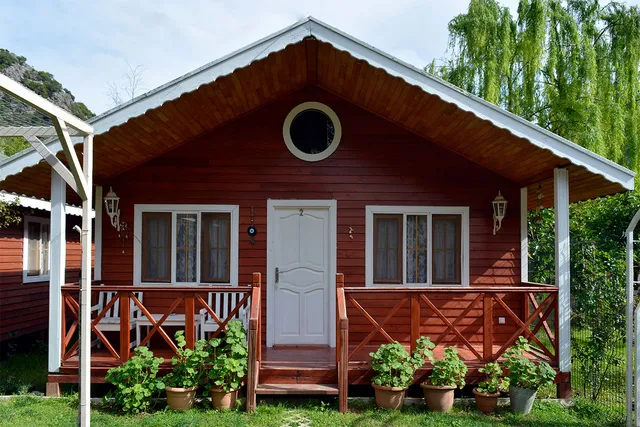 Lukkies Lodge Cirali