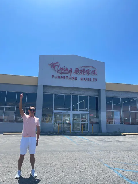 L & L Flying Furniture Store