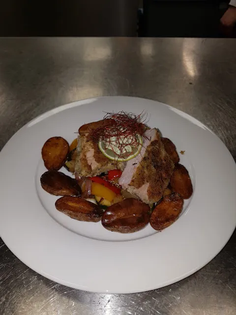 Restaurant und Bar im Holiday Inn München Ost