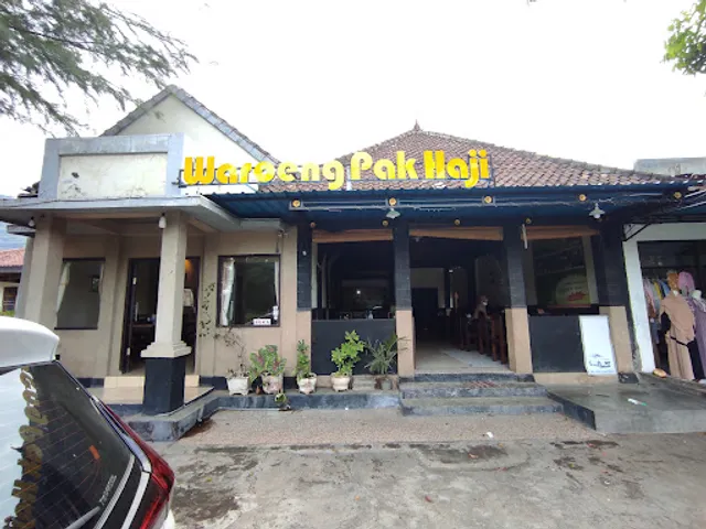 Warung Muslim Pak Haji