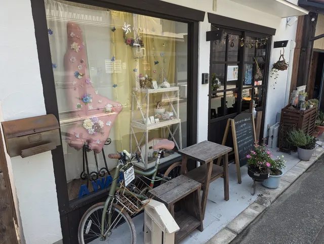 ajuga（アジュガ）プリザーブドと雑貨のお店