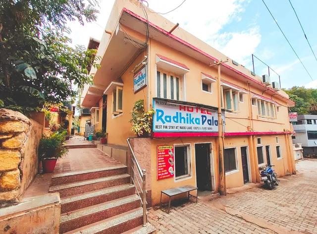 Hotel Radhika Palace @ Nakki Lake