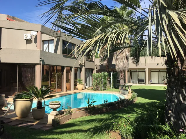 La Maison De Villè Guest House