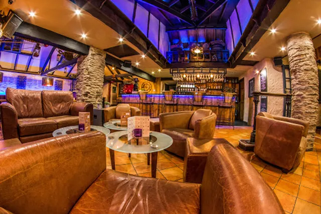 Captain Jacks Bar, Restaurant & Beer Garden