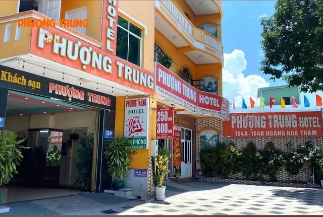 PHƯỢNG TRUNG HOTEL