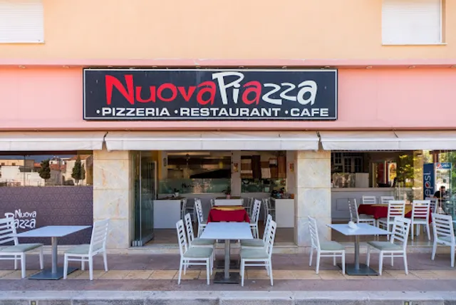 NUOVA PIAZZA