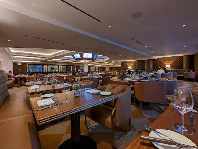 Queenie’s Supper Club