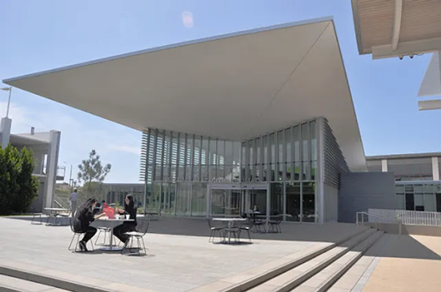 Newport Beach Public Library