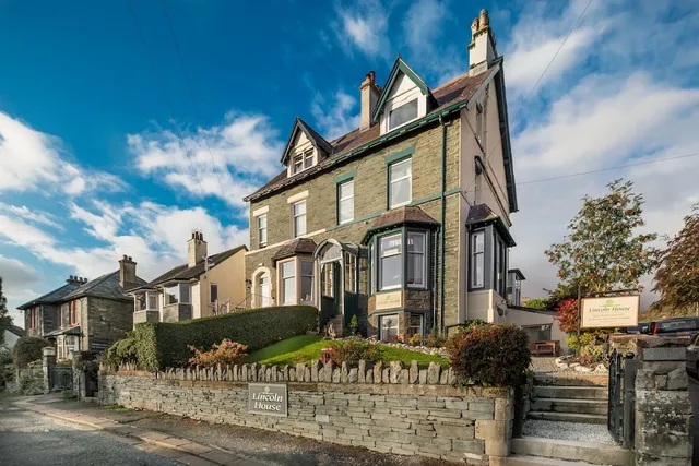 Lincoln House Guest House