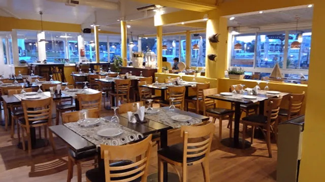 Coral Resto Balneario