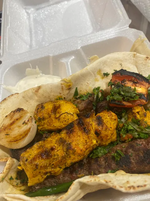 Meat On Charcoal ( لحم على الفحم)