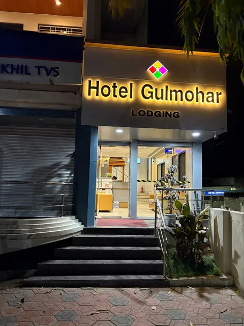Hotel Gulmohar