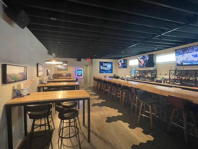 Cam's Corner Premier Sports Bar