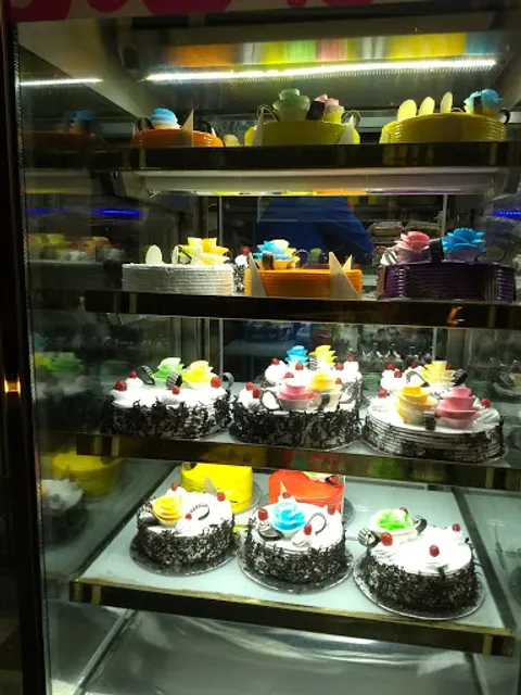 Iyengars Cake Palace
