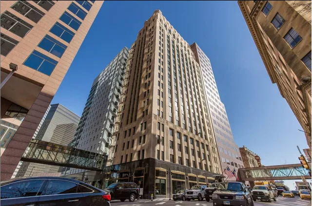 1900 Pacific Residences