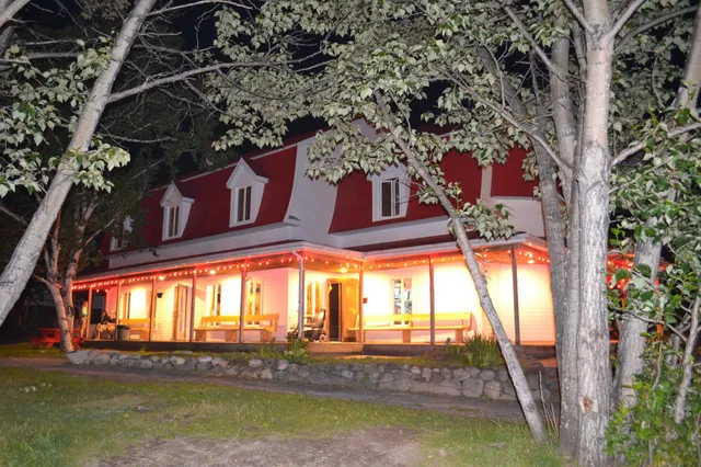 Tadoussac Hostel