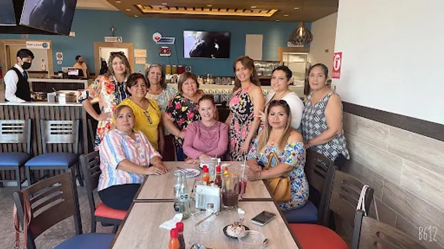 Los Primos Restaurante (Plaza Aviana)