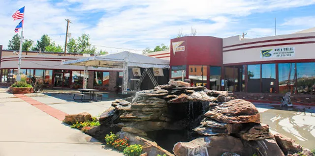 Yellowstone Garage Bar, Grill & Venue