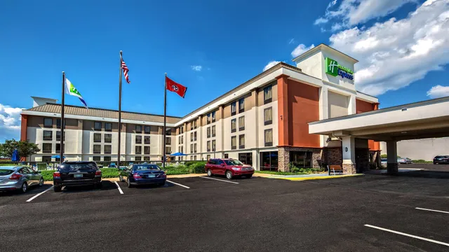 Holiday Inn Express Memphis Medical Center Midtown by IHG