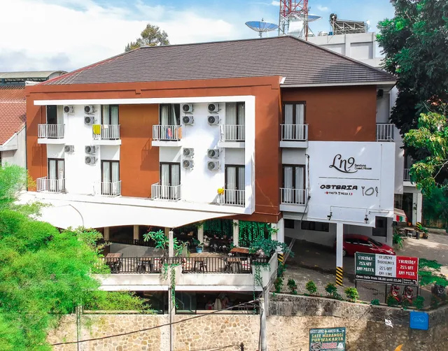 LN9 Bandung Guest House