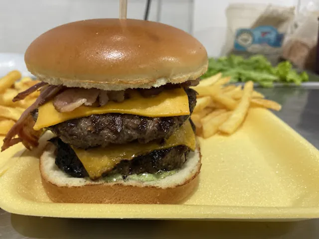 F J Champion's Burguer