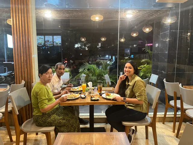 Kuah Nusantara (Halal Food)