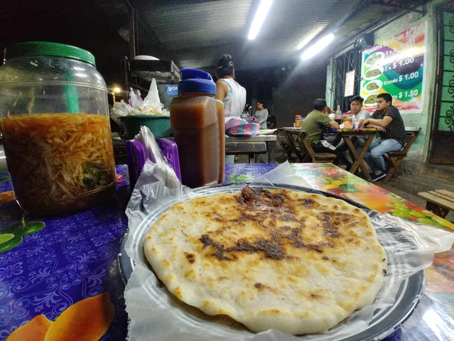 Pupusería Bendición de Dios Niña Gloria