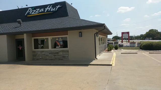 Pizza Hut