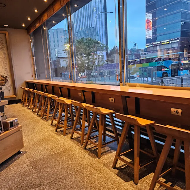Starbucks Nonhyeon Station Intersection