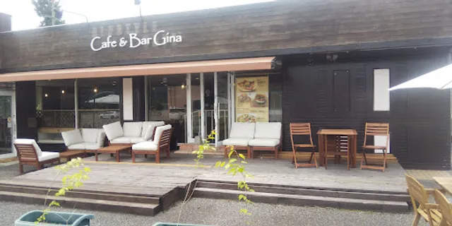 Cafe & Bar Gina