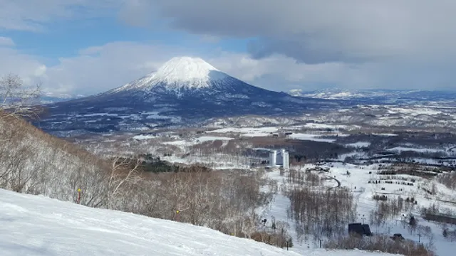 Niseko Village Ski Resort