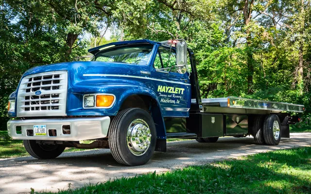 Hayzlett Towing and Recovery