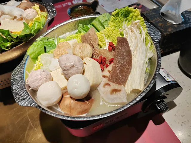 Liu's Chong Qing Hot Pot (Festival Walk)