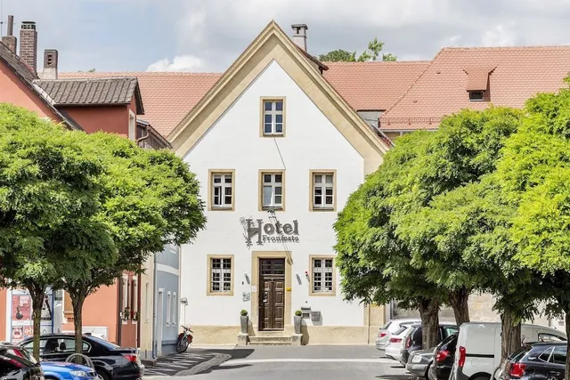 Hotel Fronfeste "Rast im Knast"