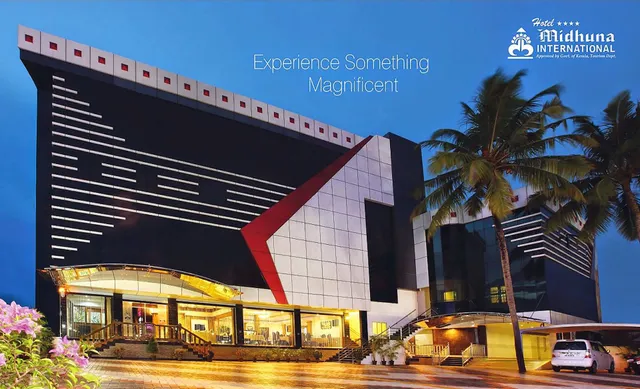 Hotel Midhuna International