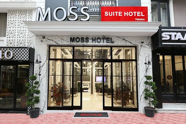 Moss Suites Residence Hotel