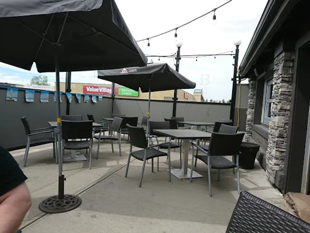 Bootleggers Sports Bar & Grill