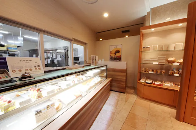 Court Confectionery Fantanivale