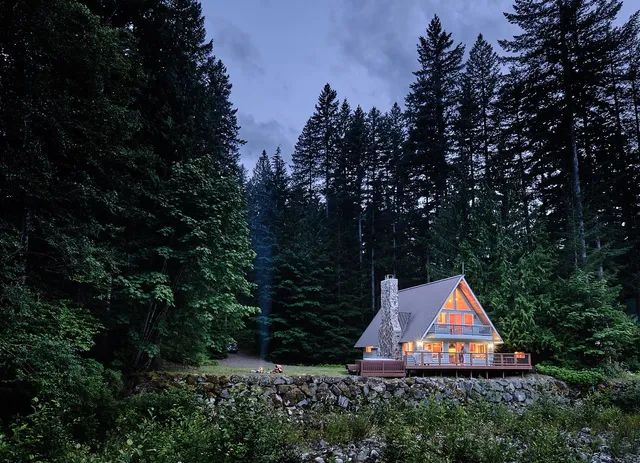 Tree Line Vacation Rentals