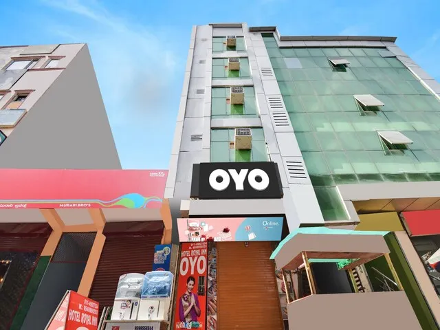 Hotel O Hotel Anand Vihar Palace