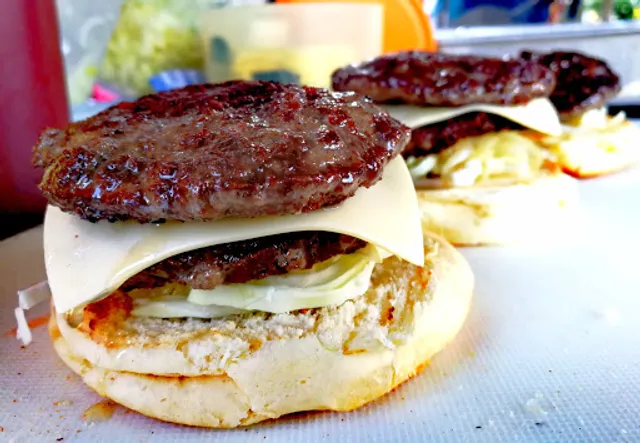 Basic's Homemade Burger