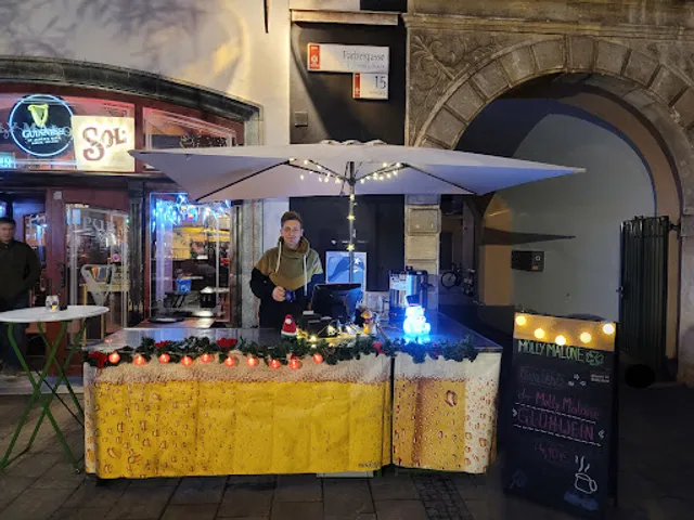 Molly Malone Irish Pub