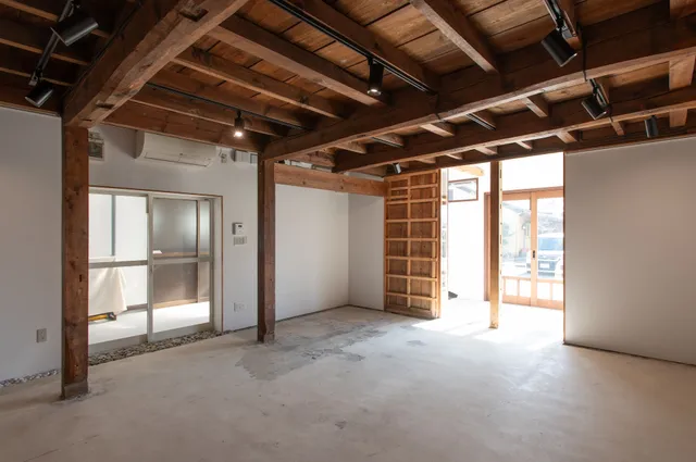 ツインギャラリー蔵