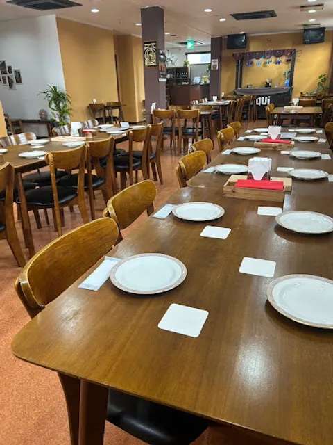 AQUI (アキィ) ロティサリーチキンとペルー料理/ Polleria Aqui comida peruana