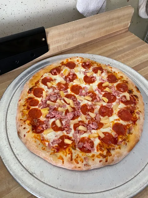 Hometown Pizza of Leslie, MI