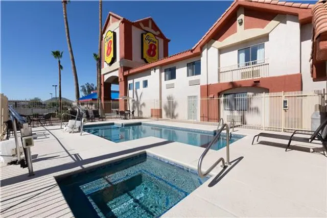 Super 8 by Wyndham Tucson/Grant Road Area AZ